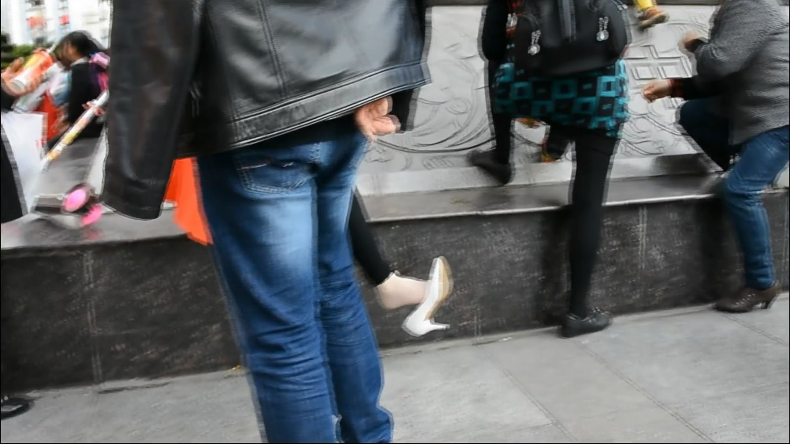 streetsnapdangl[00 01 35][20181201 001800 6]